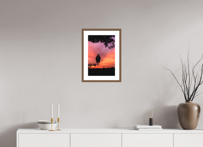 30 x 45 cm, Hahnemuhle Fine Art - moldura Walnut O Candeeiro