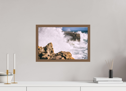 45 x 30 cm, Fine Art em Metacrilato - moldura walnut Mar em Fúria