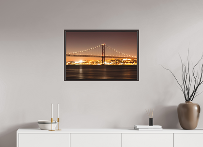 75 x 50 cm, Canva - moldura castanha escura A Ponte