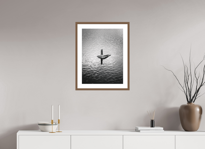 45 x 60 cm, Hahnemuhle Fine Art - moldura Walnut Silêncio de Concreto