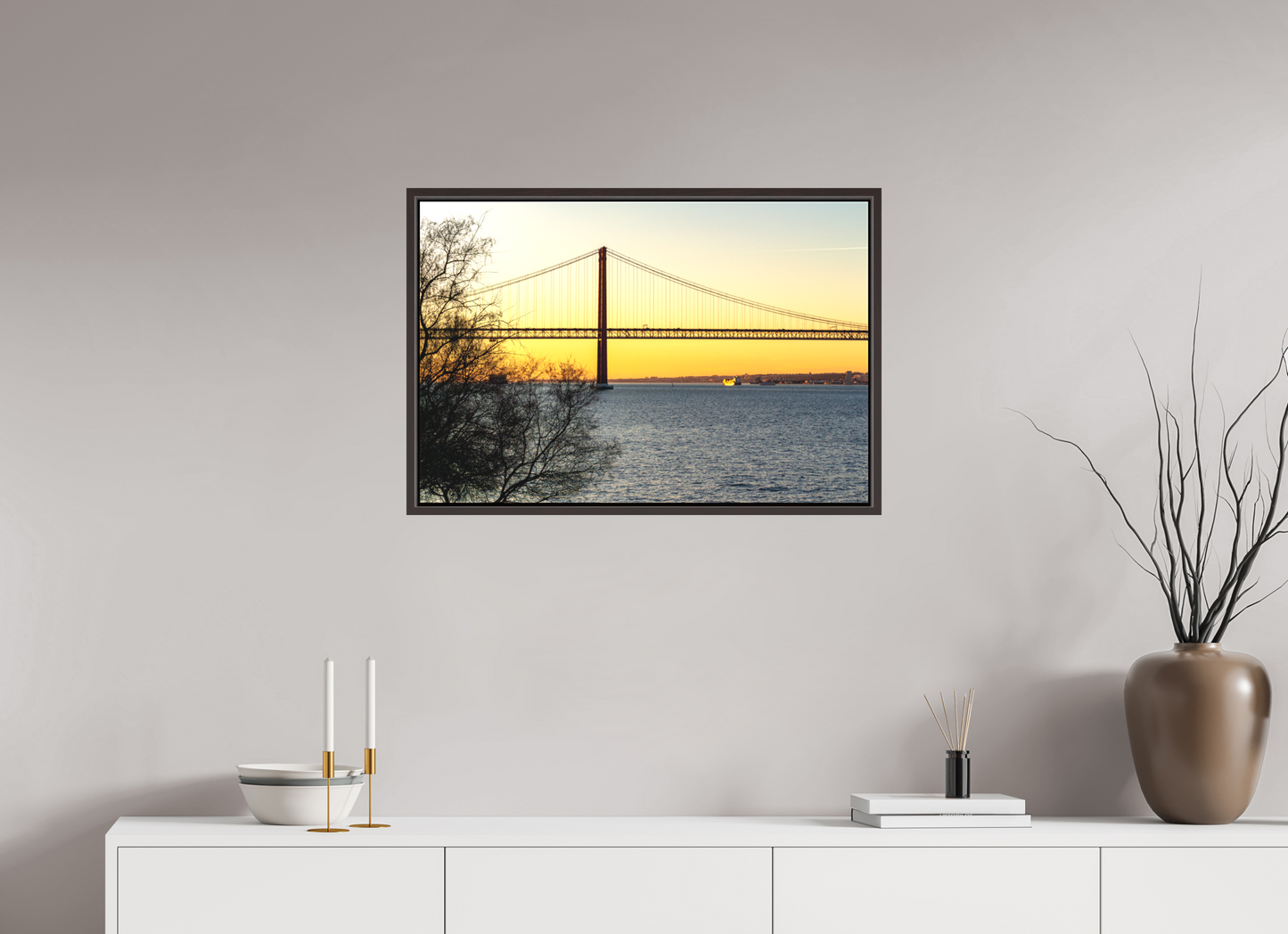 75 x 50 cm, Canva - moldura castanha escura Golden Hour