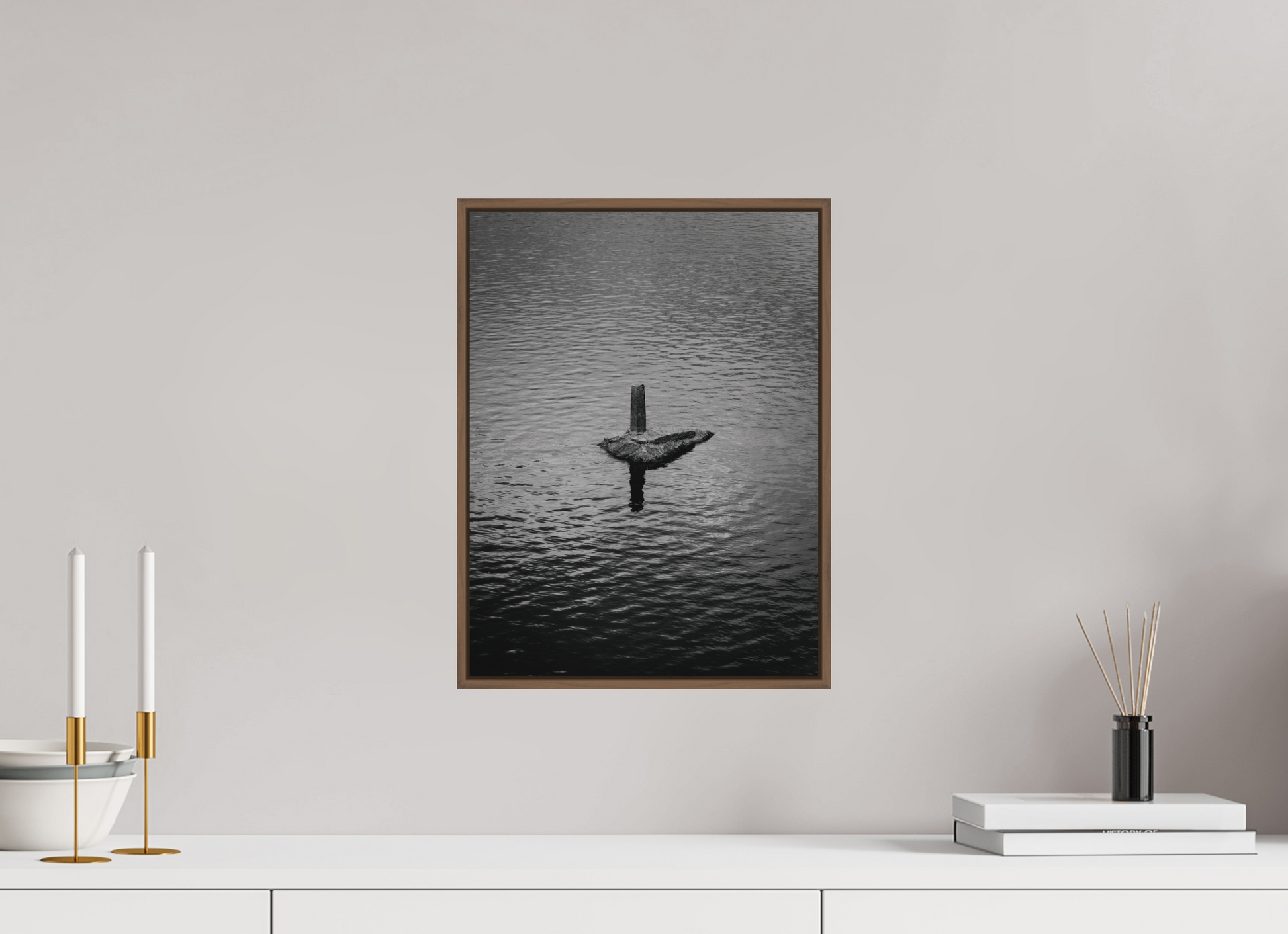 30 x 40 cm, Impressão em Alumínio escovado - moldura walnut Silêncio de Concreto