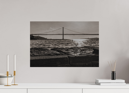 60 x 40 cm, Impressão em Alumínio escovado - sem moldura A taça quebrada.