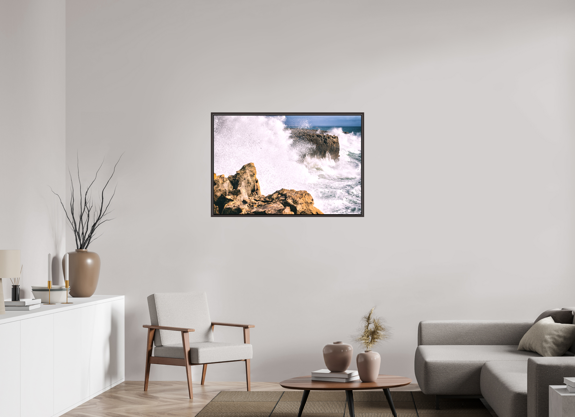 105 x 70 cm, Canva - moldura castanha escura Mar em Fúria