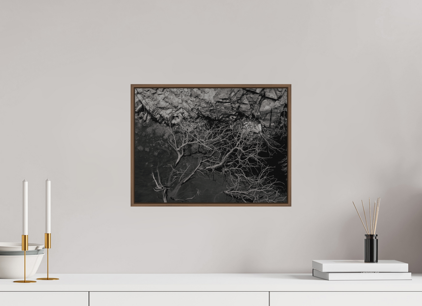 40 x 30 cm, Impressão em Alumínio escovado - moldura walnut Silêncio