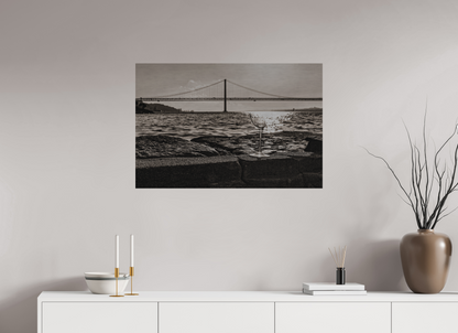 90 x 60 cm, Impressão em Alumínio escovado - sem moldura A taça quebrada.