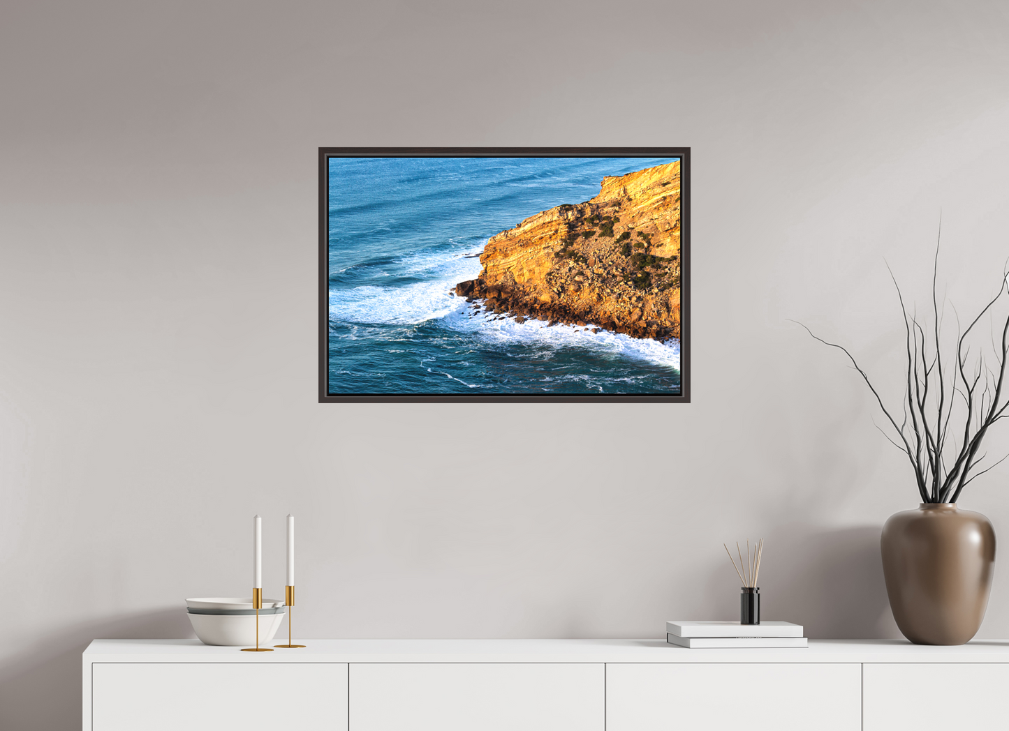 75 x 50 cm, Canva - moldura castanha escura A rocha