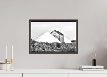 45 x 30 cm, Canva - moldura castanha escura Salinas de Aveiro