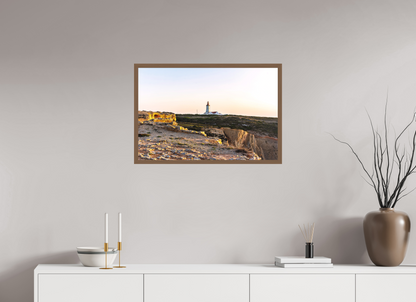 75 x 50 cm, Fine Art em Metacrilato - moldura walnut O Farol