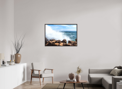105 x 70 cm, Canva - moldura castanha escura Crashing Power